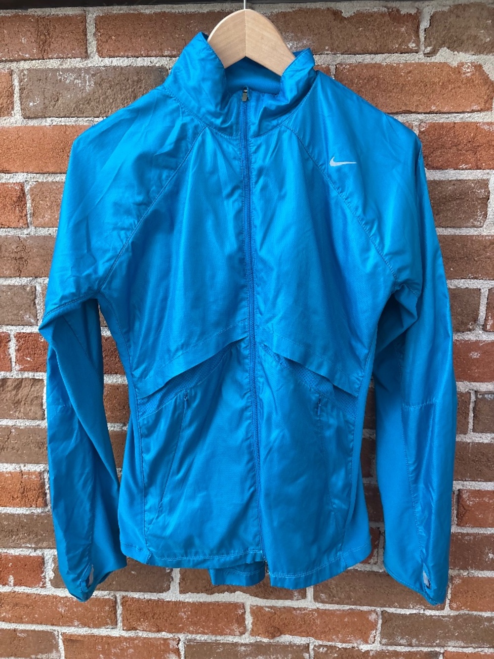 Nike Dri-FIT Womens Full-Zip Running Jacket with Mesh Vents Size M